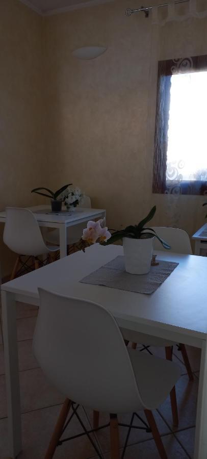 B&B Villa Orchidea Olbia Exterior foto
